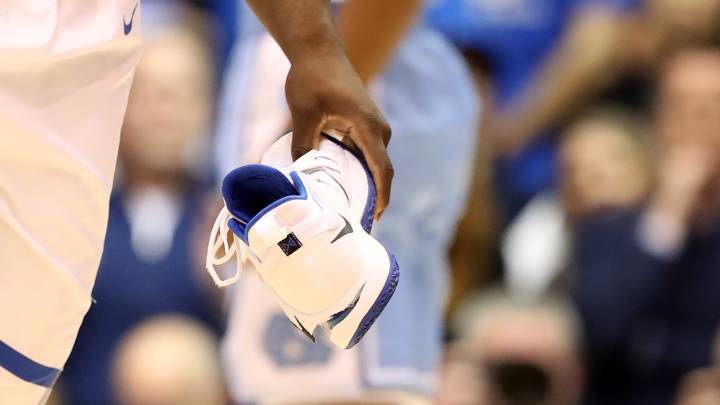 Nike 1.100 millones en bolsa tras el percance de Zion Williamson con su zapatilla AS.com