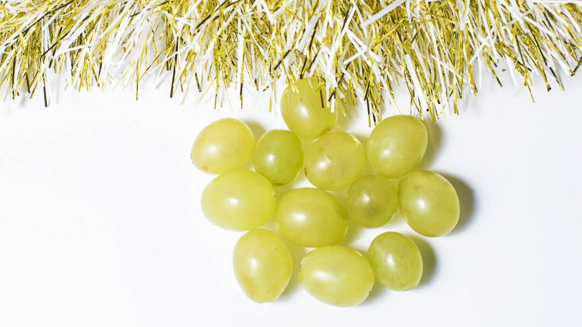 Por qué se toman 12 uvas en Nochevieja? Origen, significado y cuál es la  leyenda del ritual de Año Nuevo - AS.com