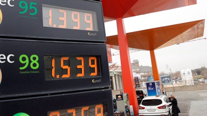Los 7 trucos para llenar el depósito de gasolina a mejor precio