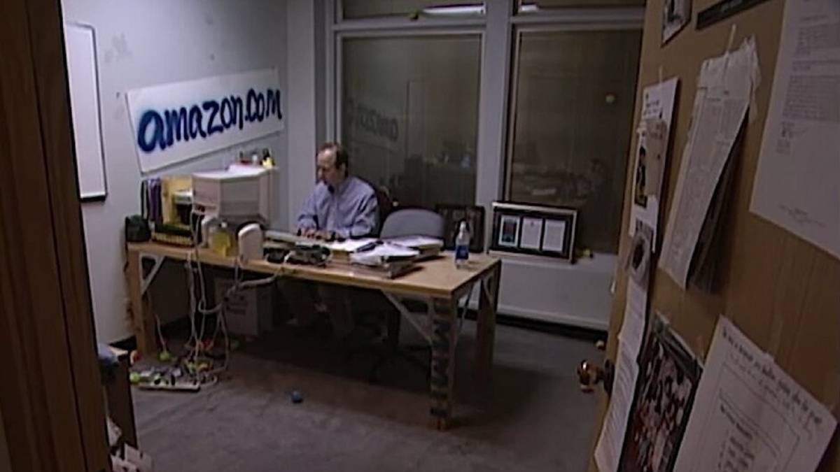 Así era la oficina de Jeff Bezos, dueño de Amazon, en 1999 - AS.com