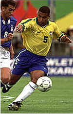 Mauro Silva, campeón con Brasil en el Mundial de 1994, a cargo de