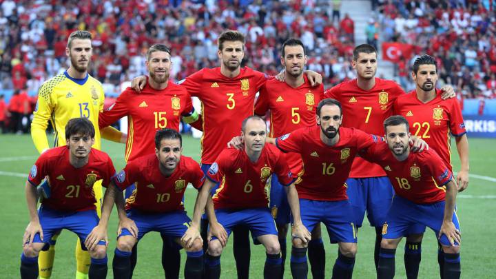 acantilado guisante conversacion Selección: España es la única que ha repetido 11 en los tres partidos -  AS.com