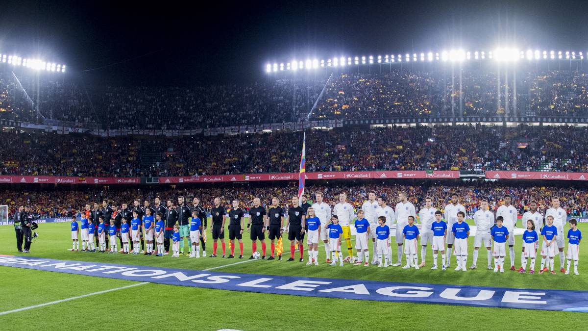 La Aficion Del Villamarin Pito El Himno Ingles Antes De Empezar As Com