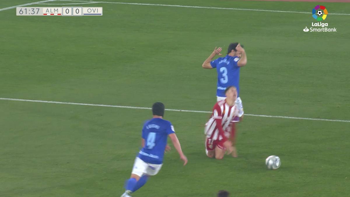 Resultado de imagen de almería oviedo, penalti