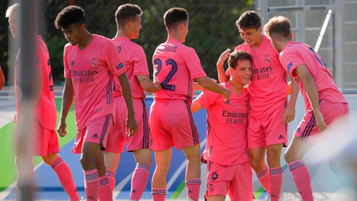 Real Madrid Un Juvenil Hecho Por Ojeadores As Com