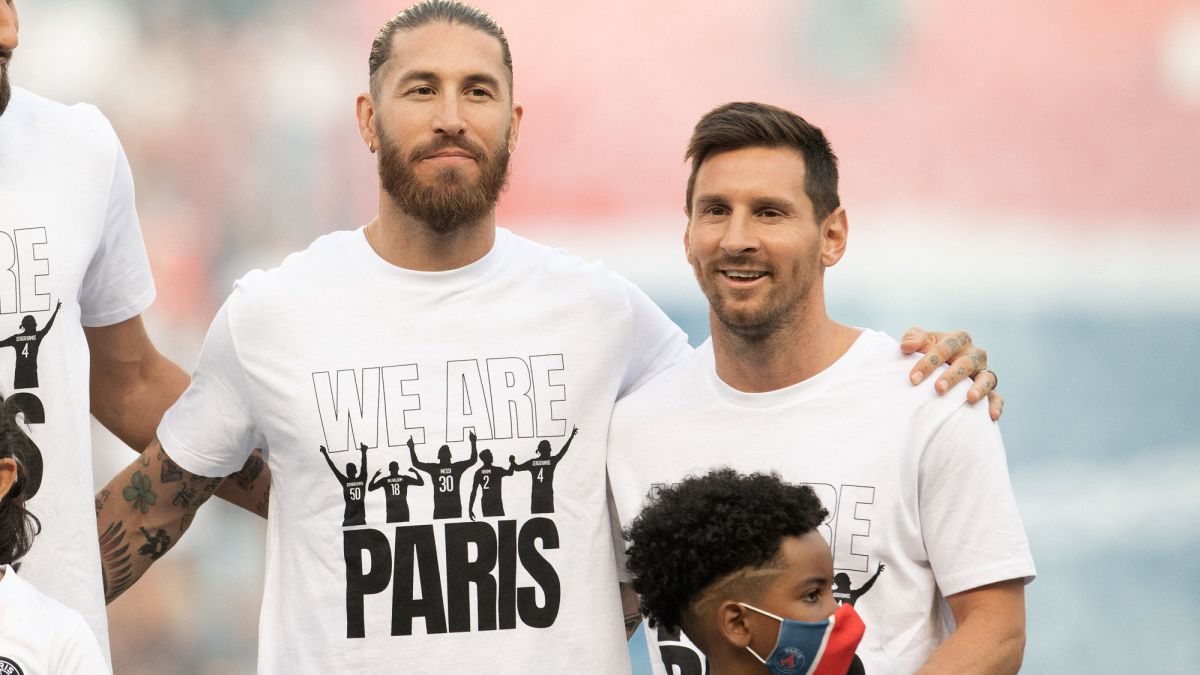 ICYMI: Here's How Sergio Ramos Welcomed Lionel Messi At PSG - Unmissable!