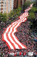 Bandera del Atlético de Madrid. Dimensión: 90X120cm