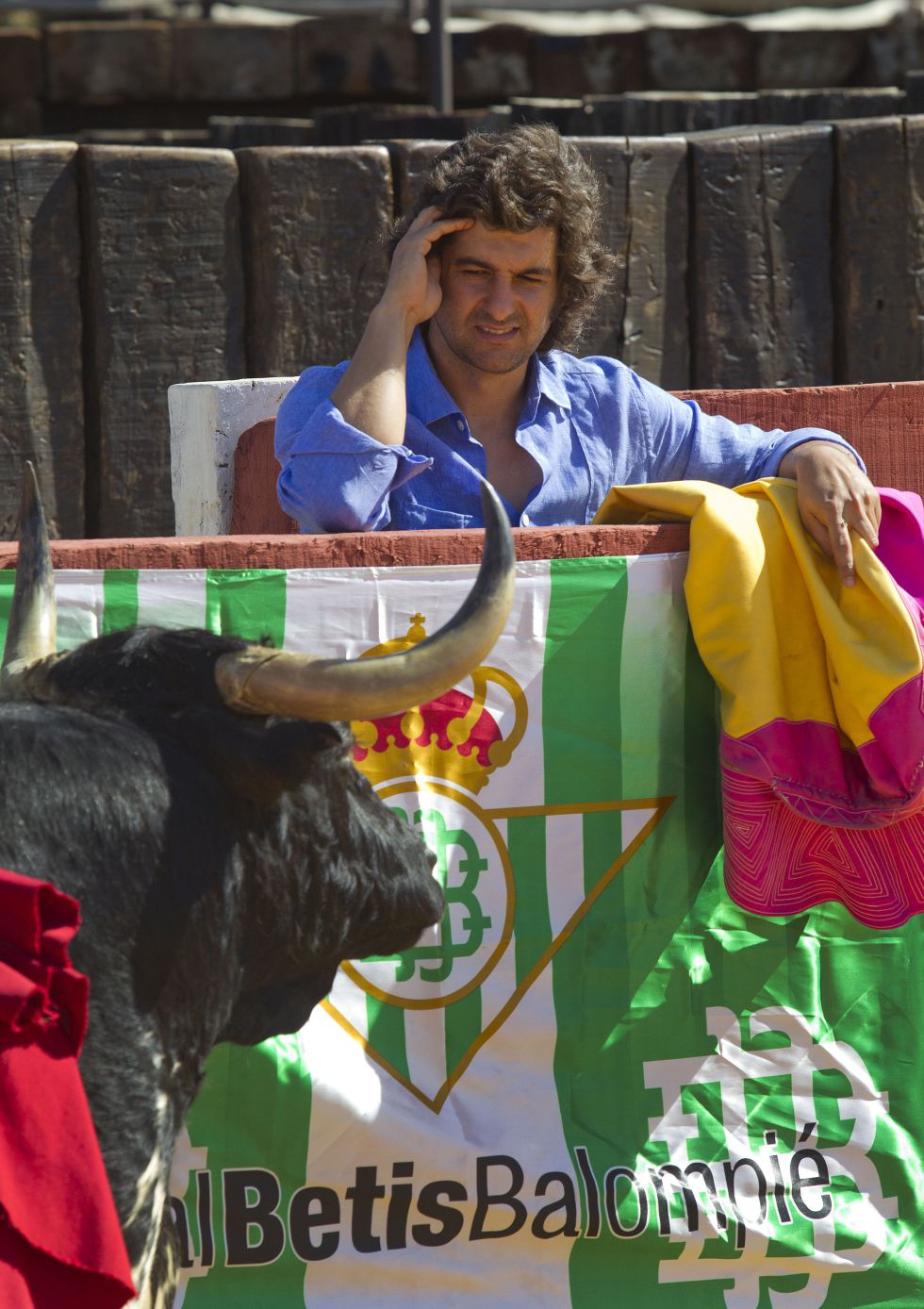 Una foto de Morante cada día - Página 13 1382146503_158214_1382146606_noticia_grande