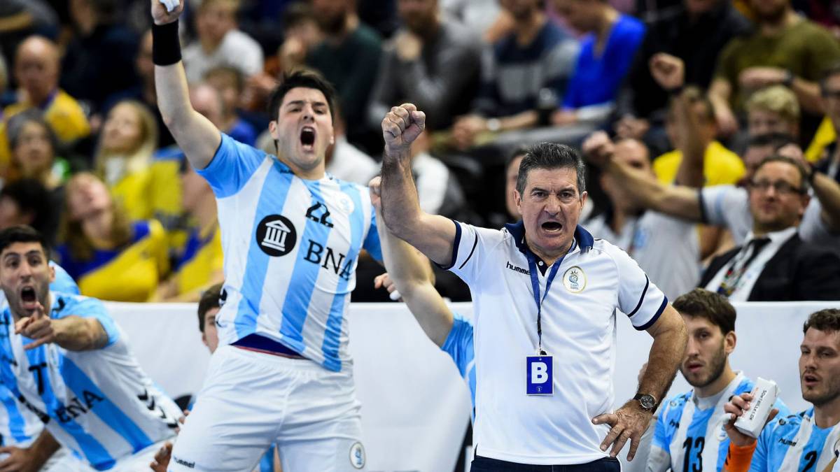 Balonmano Manolo Cadenas califica de "positivo" el papel de Argentina -  AS.com