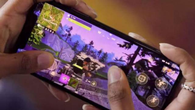 Jugar Fortnite En Xperia 10 Plus No Se Puede Fortnite En Android Estos Son Los Moviles En Los Que Se Podra Jugar Meristation