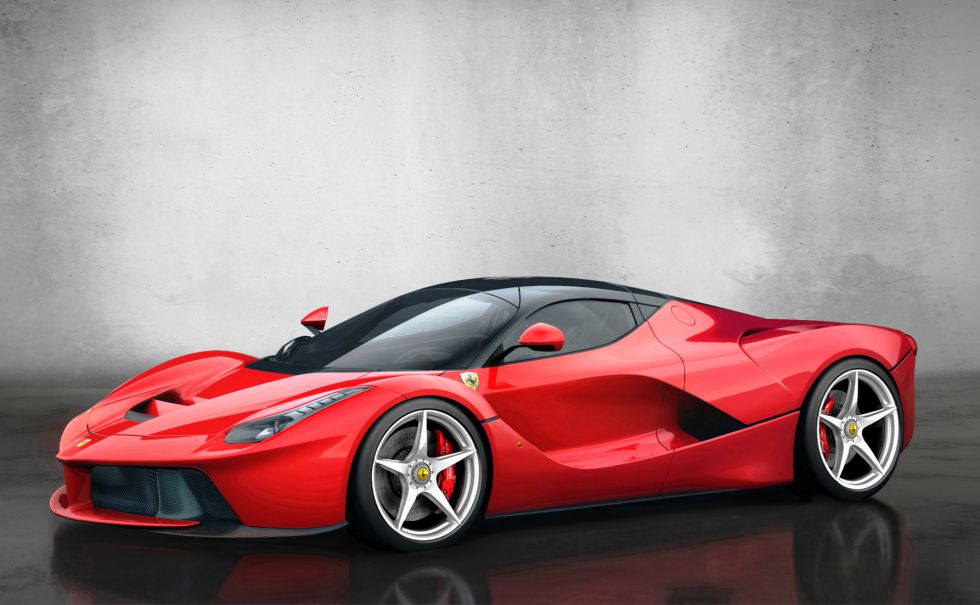 Fernando Alonso desarrolla el último superdeportivo de Ferrari 