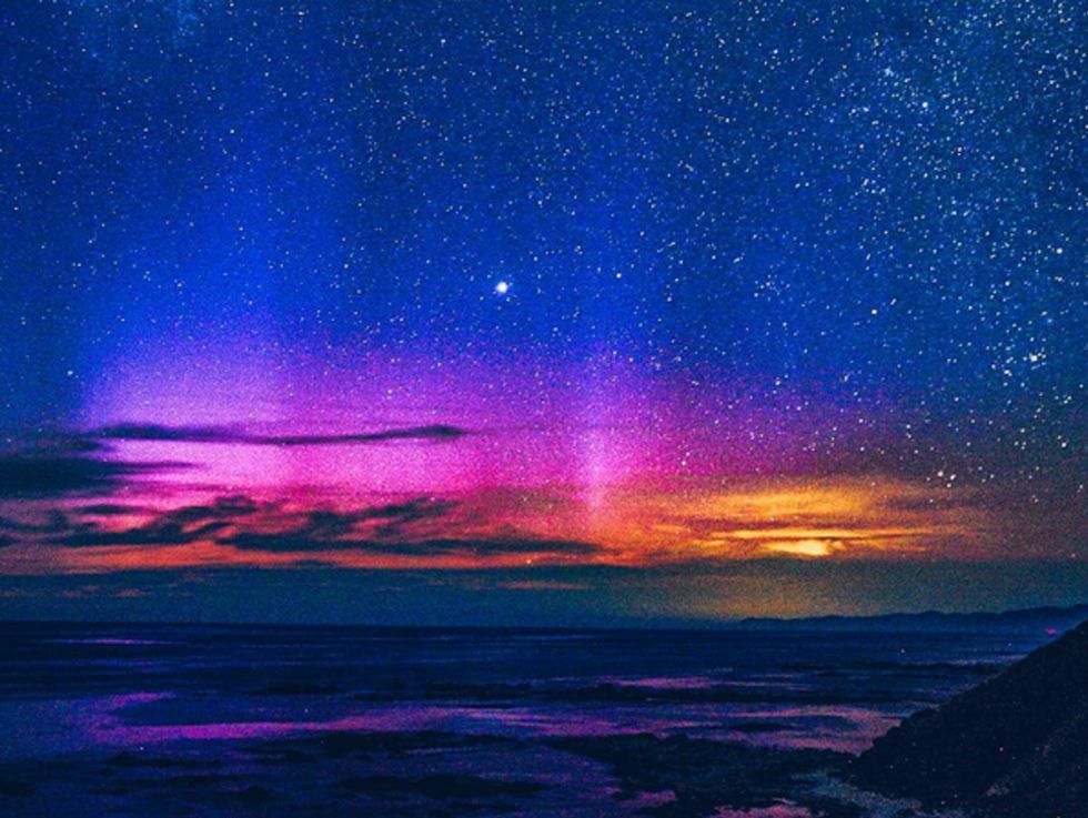 Impresionante aurora austral ilumina el cielo de Nueva Zelandia