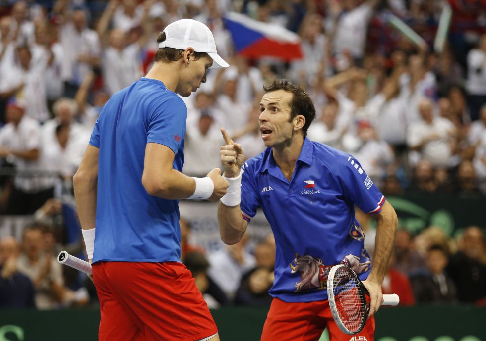 Serbia, sin Djokovic, naufraga ante un genial Radek Stepanek - AS.com