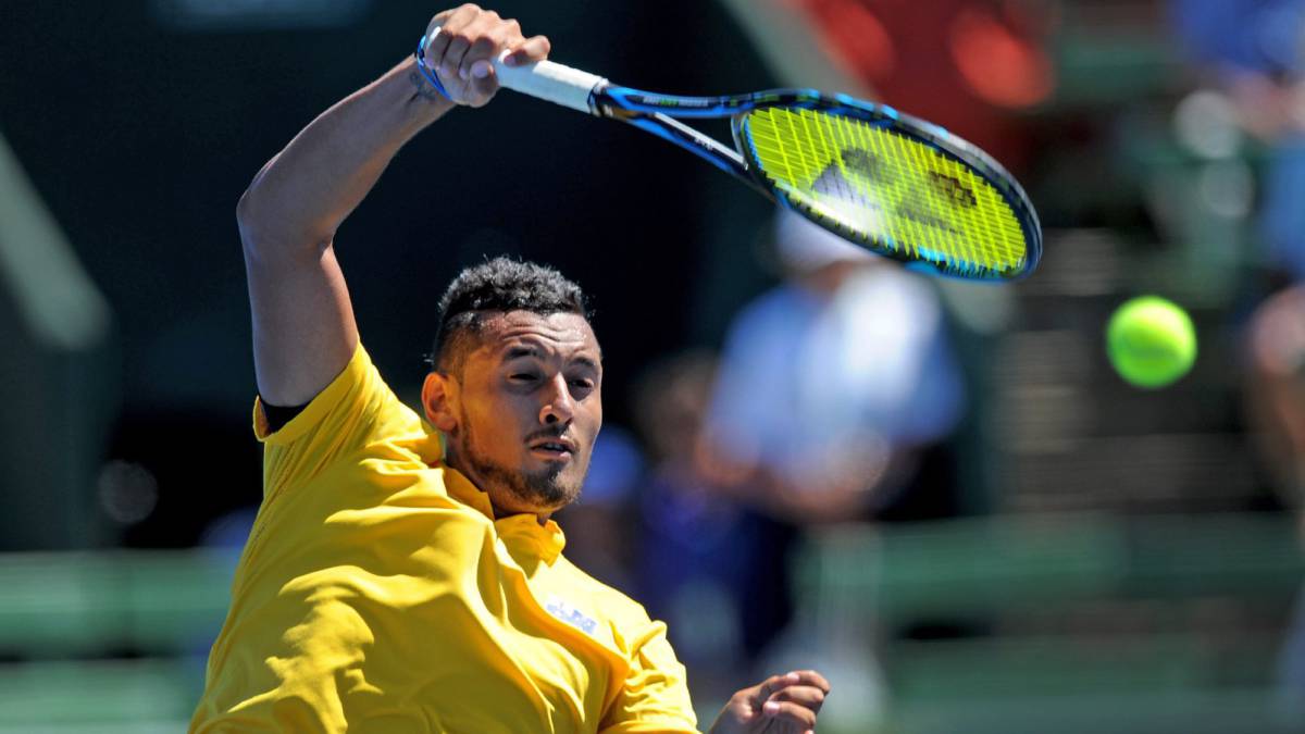 raqueta de nick kyrgios