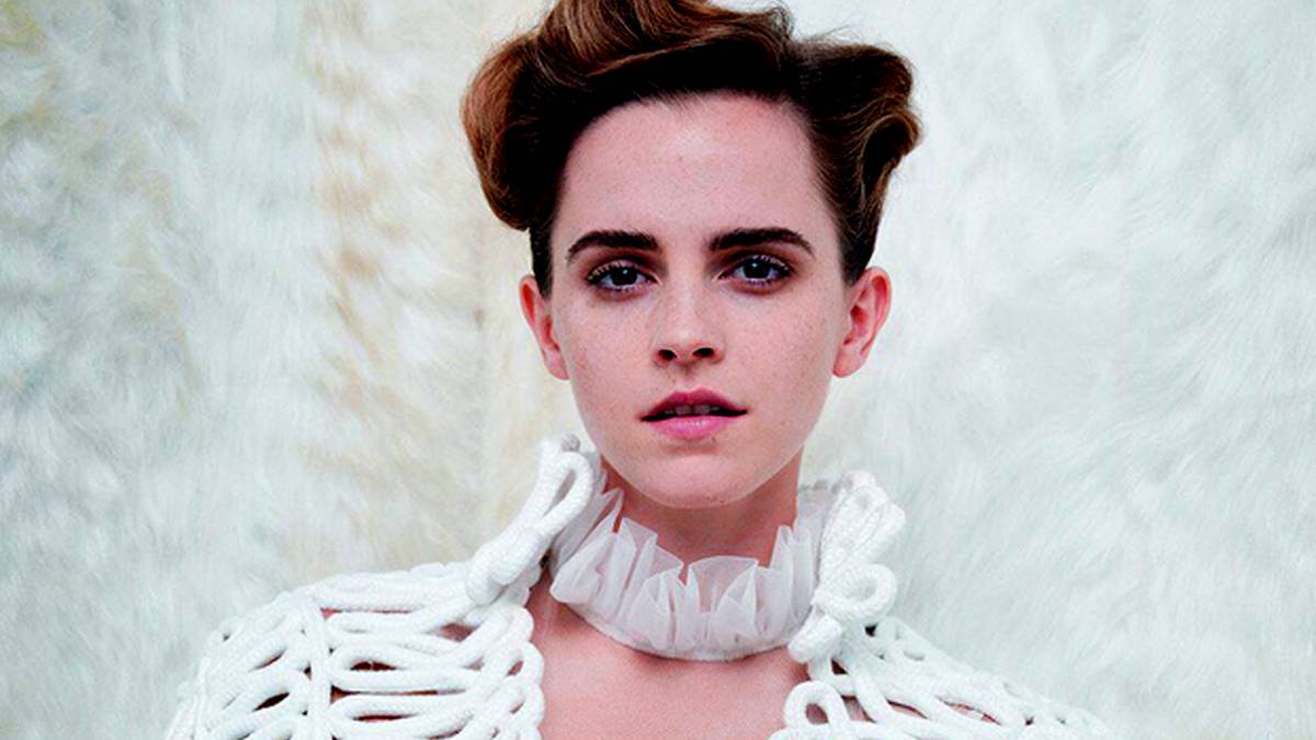 Emma Watson De Harry Potter Posa En Topless Ascom