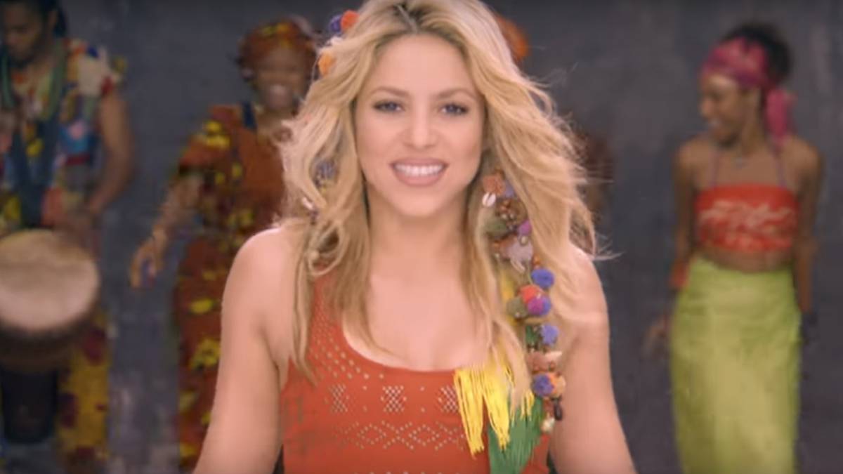 Shakira Celebra Un Nuevo Exito Del Waka Waka Ocho Anos Despues As Com