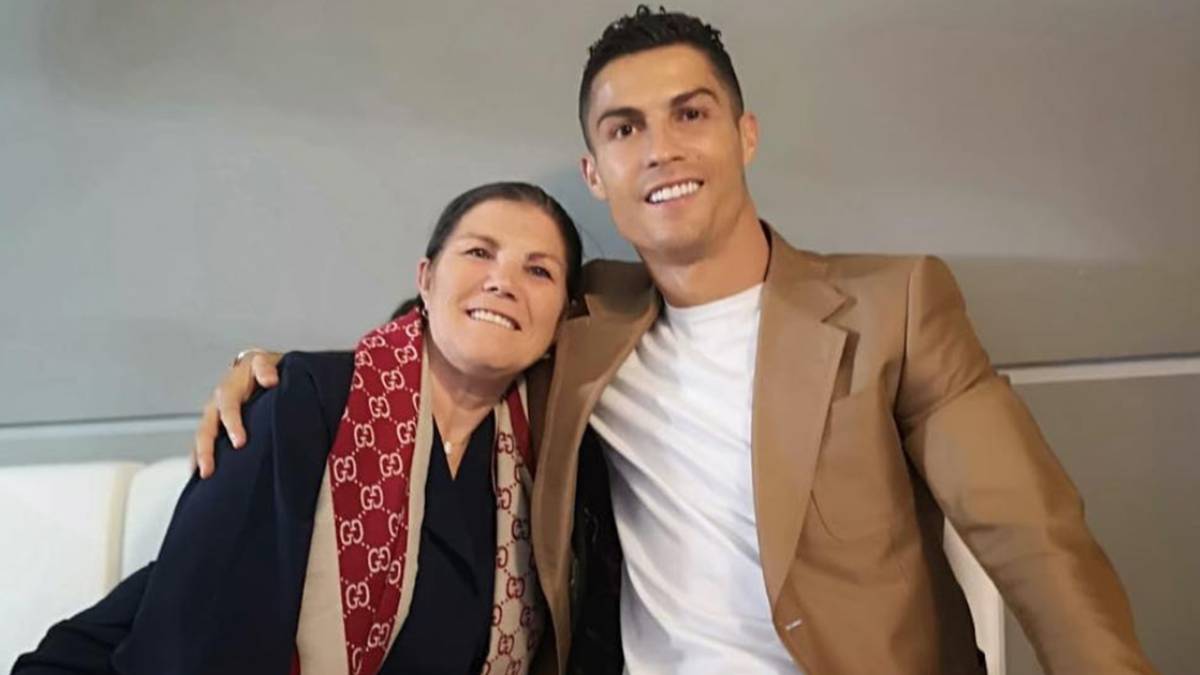 La Madre De Cristiano Ronaldo Habla De Su Cancer De Pecho Y Desvela Un Dato Desconocido As Com