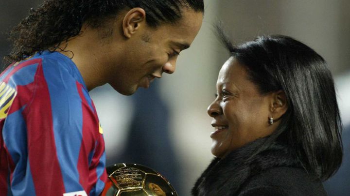 Resultado de imagen para madre de Ronaldinho