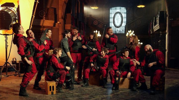 La Casa de Papel': Netflix anuncia la fecha del estreno y el trailer  oficial de la temporada 5 - AS.com