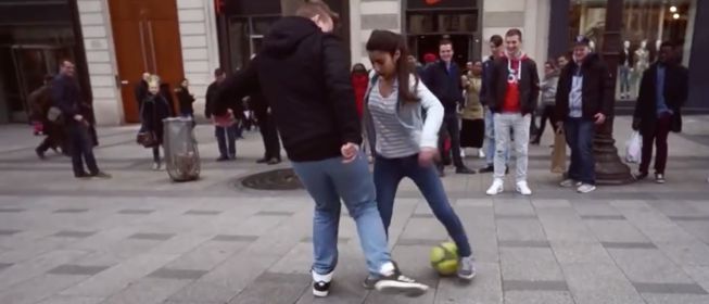 La Maravilla Que Hace Esta Chica De 15 Anos En Plena Calle As Com